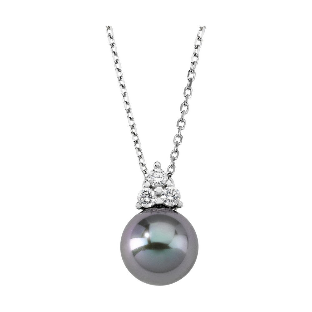 Selene Gray Pearl Necklace