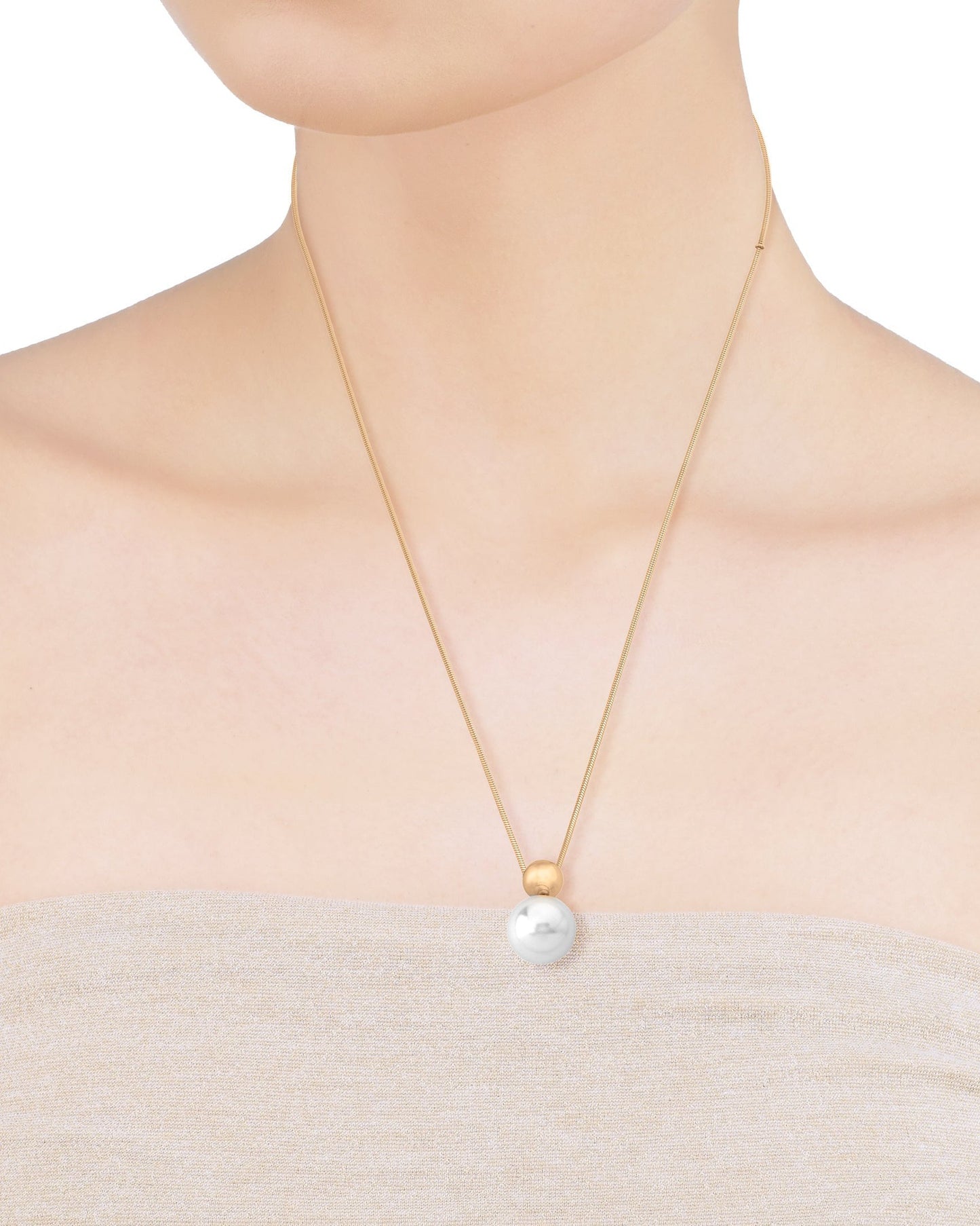 Aura Gold Pearl Necklace