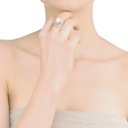 White Scherzo Ring