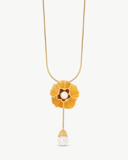 Golden Pearl Necklace Carnation