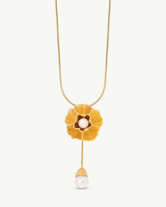 Golden Pearl Necklace Carnation