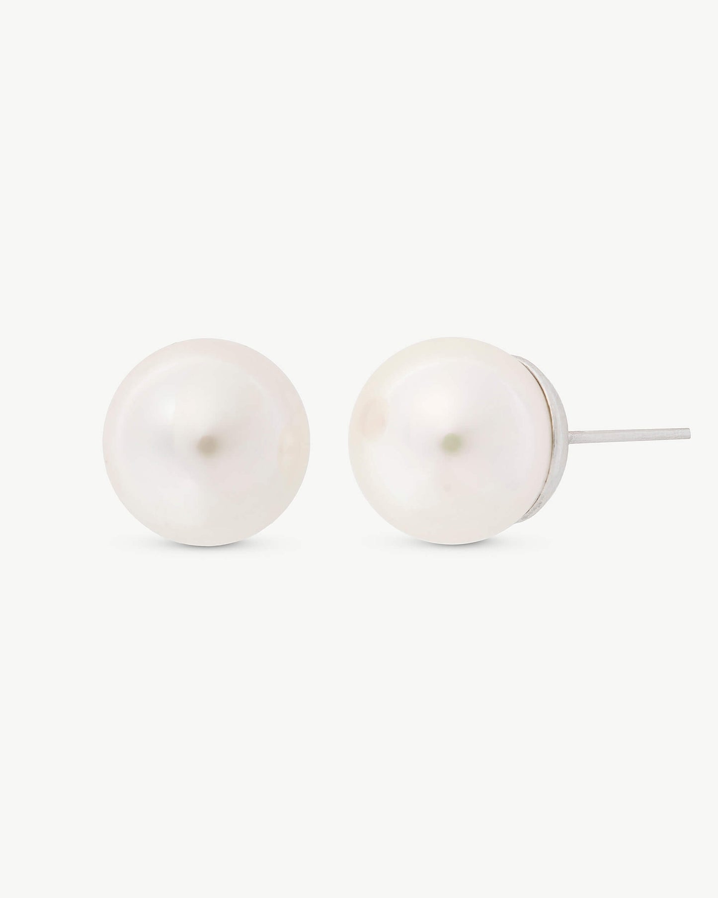 12mm Lyra Pearl Earrings