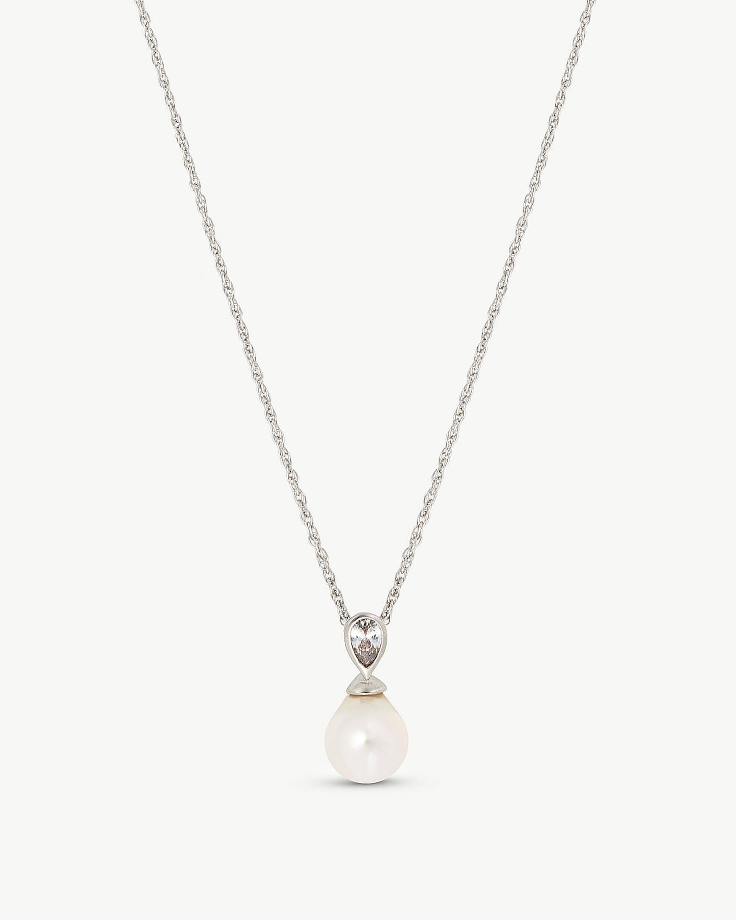 Selene Silver Pearl Necklace