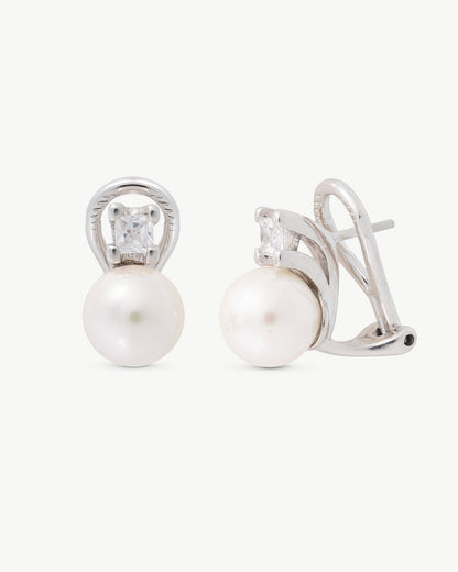 8mm Selene Pearl Earrings