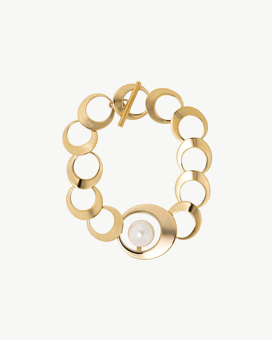 Petra Golden Pearl Bracelet