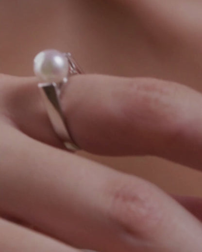 Knotted Pearl Ring